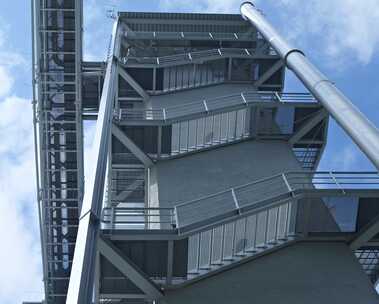 Лестничные площадки и ступени