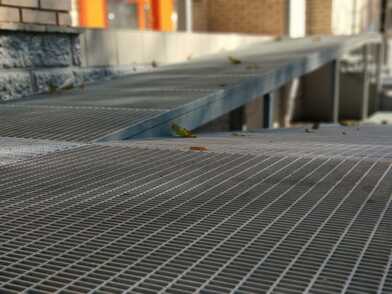 Пандусы и платформы